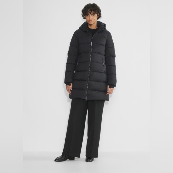 Aritzia The SuperSnug Puff Mid Puffer Jacket in Black Size Medium - Picture 3 of 15